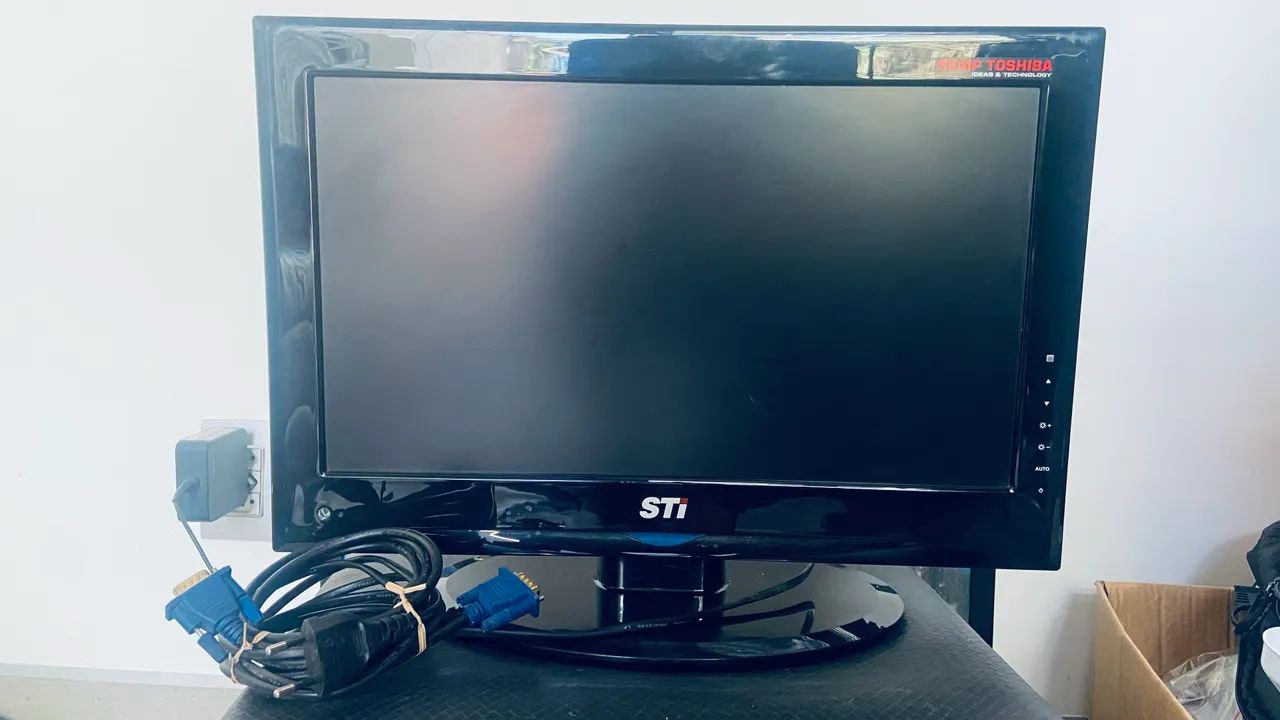 Monitor LED 18.5" Semp Toshiba STi Bivolt + Cabo VGA Incluso! (Modelo MLE1951W) - Foto 6
