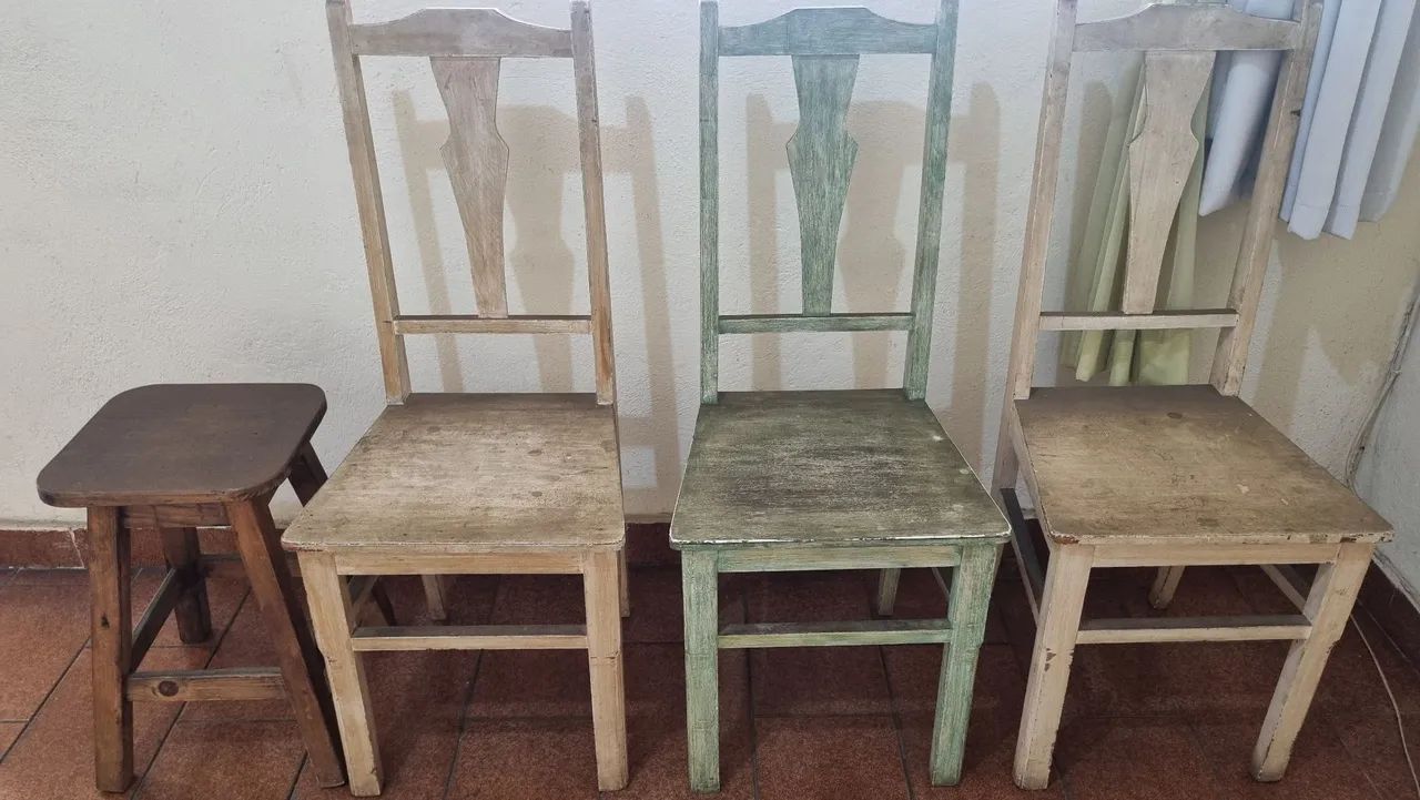 Mesa com cadeiras - Foto 3