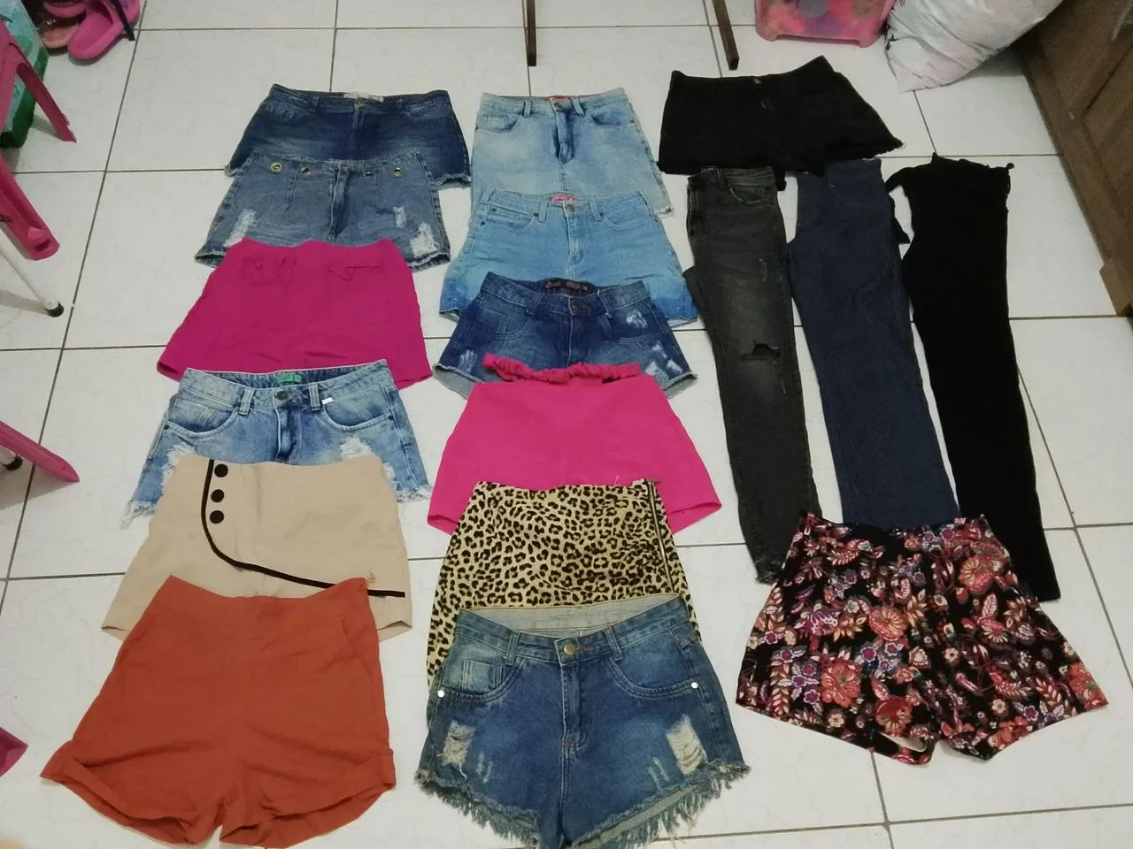 Lote de roupa feminina 