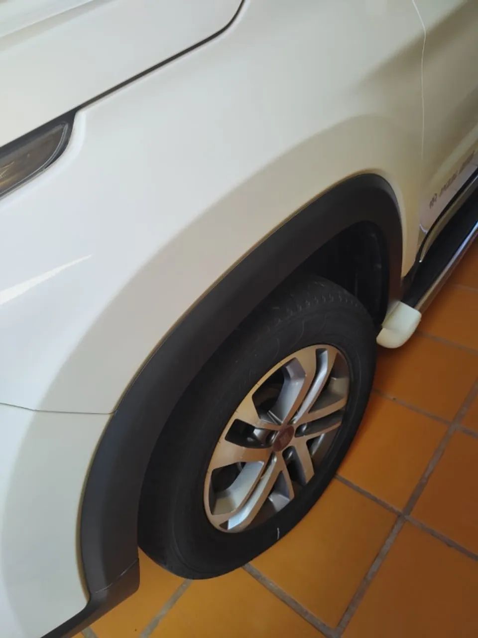 Fiat Toro Opening Edition 1.8 16V Flex Aut. 2017 - Foto 2
