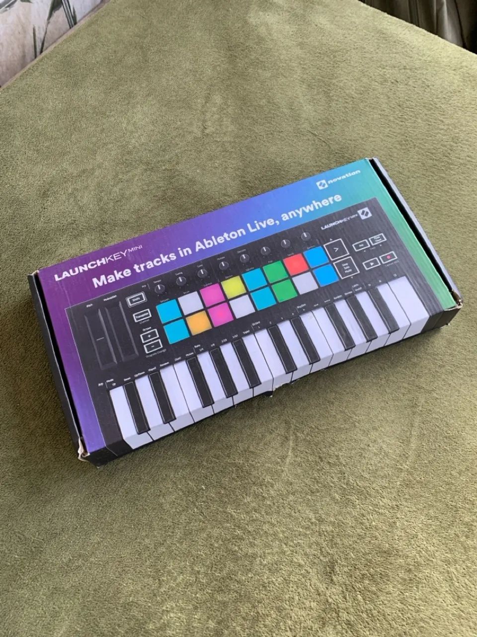 Launchkey Mini MK3 - Foto 2