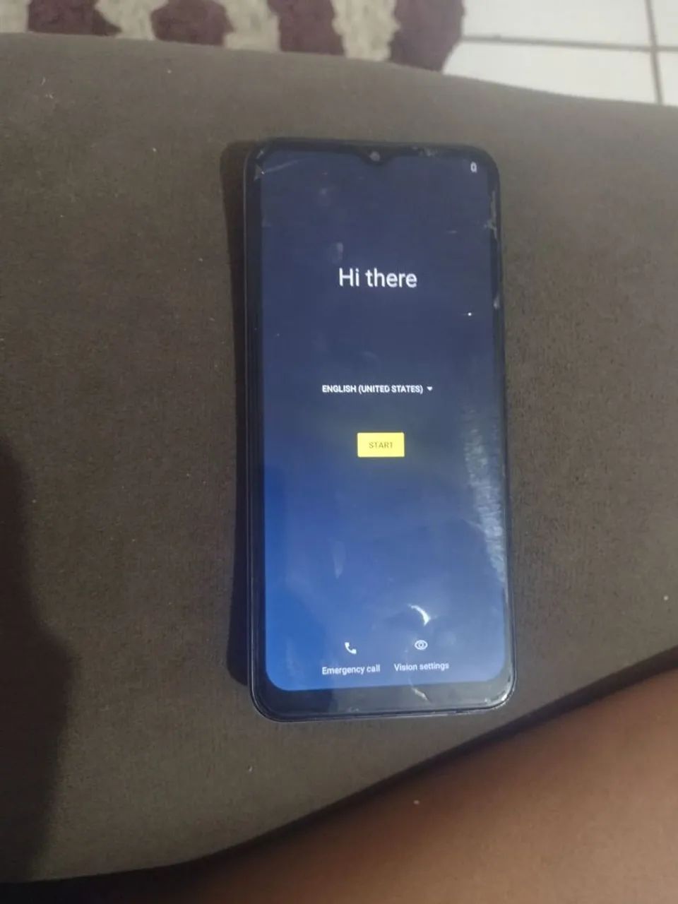 Celular moto g10 com detalhes 64gb