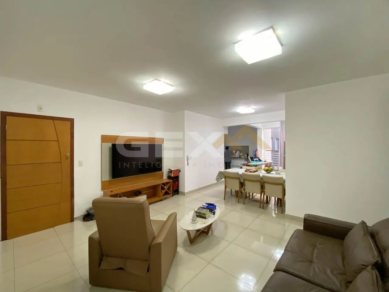 Apartamento à Venda com 03 Quartos no Bairro Sidil em Divinópolis MG.