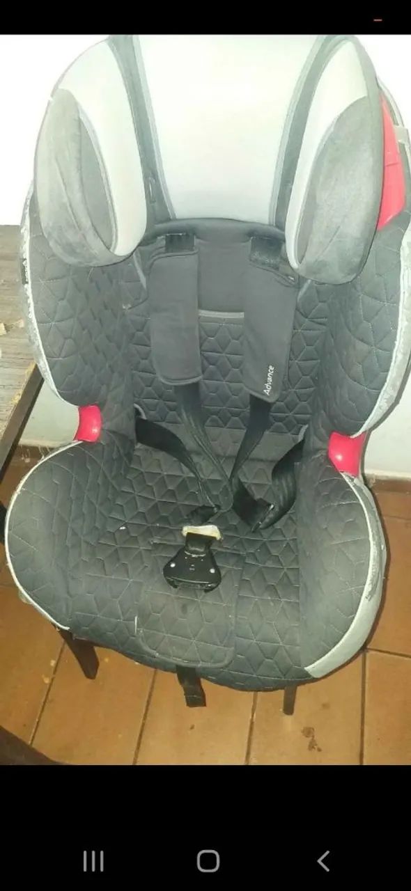 Cadeira de bebê pra veículo  - Foto 2