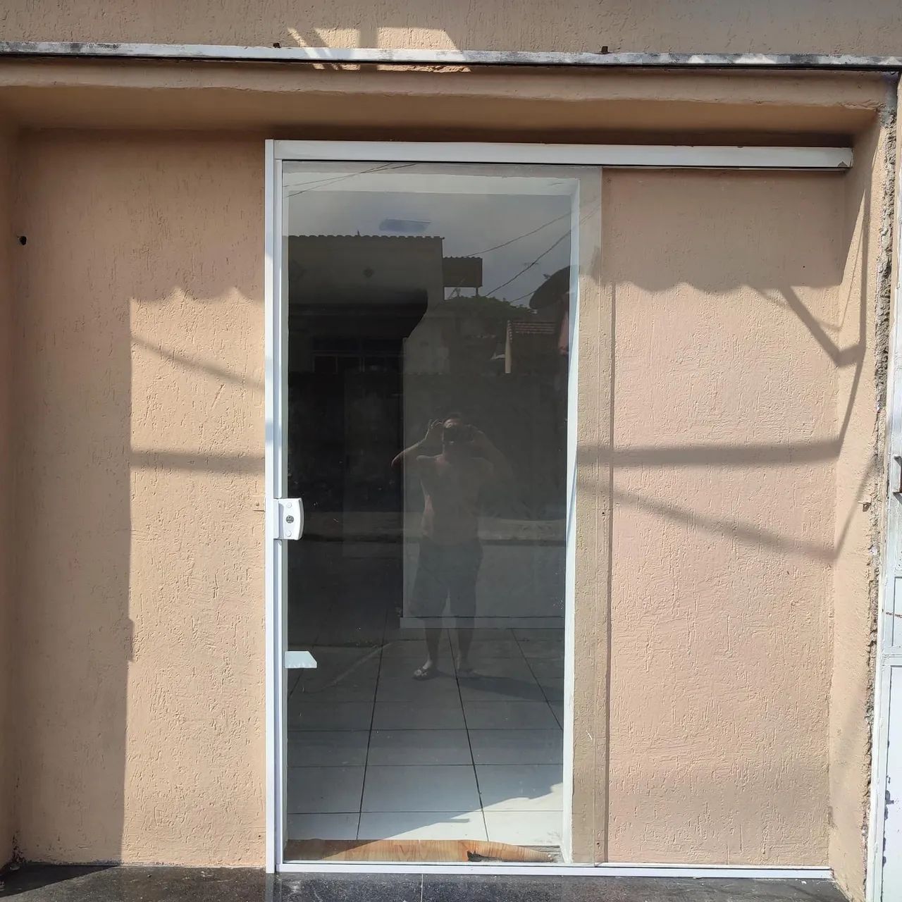 Alugo loja em Ramos rua residencial - Foto 2