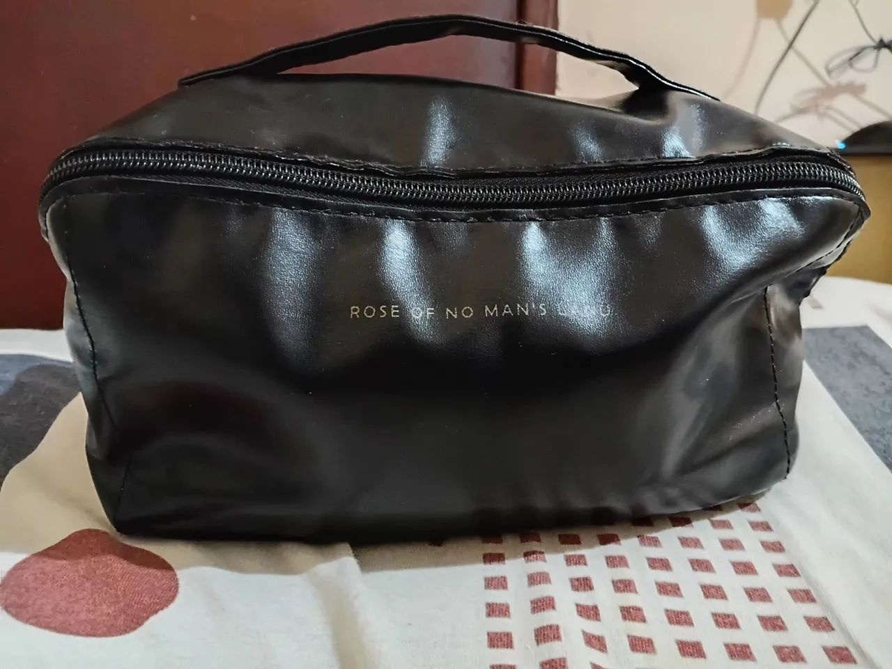 Necessaire