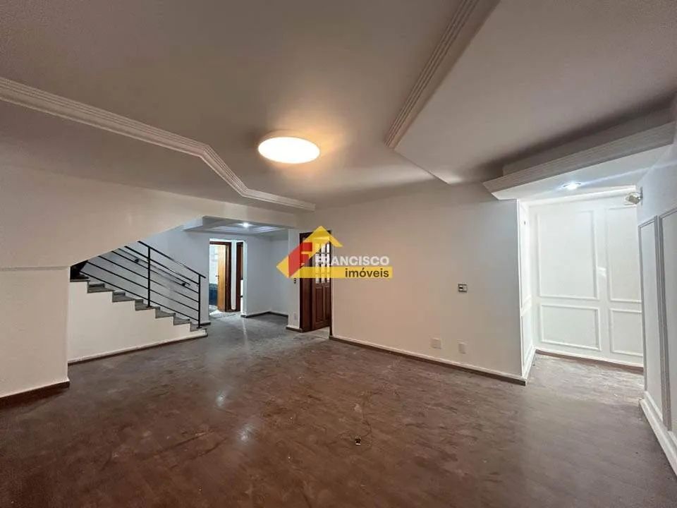 Casa Comercial para aluguel, 7 quartos, 1 suíte, 4 vagas, Sidil - Divinópolis/MG - Foto 4