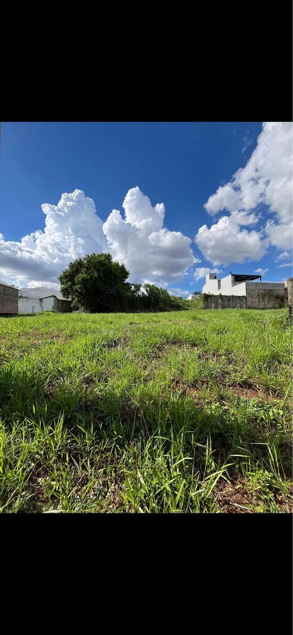 Terreno 300m3 Vigilato Pereira