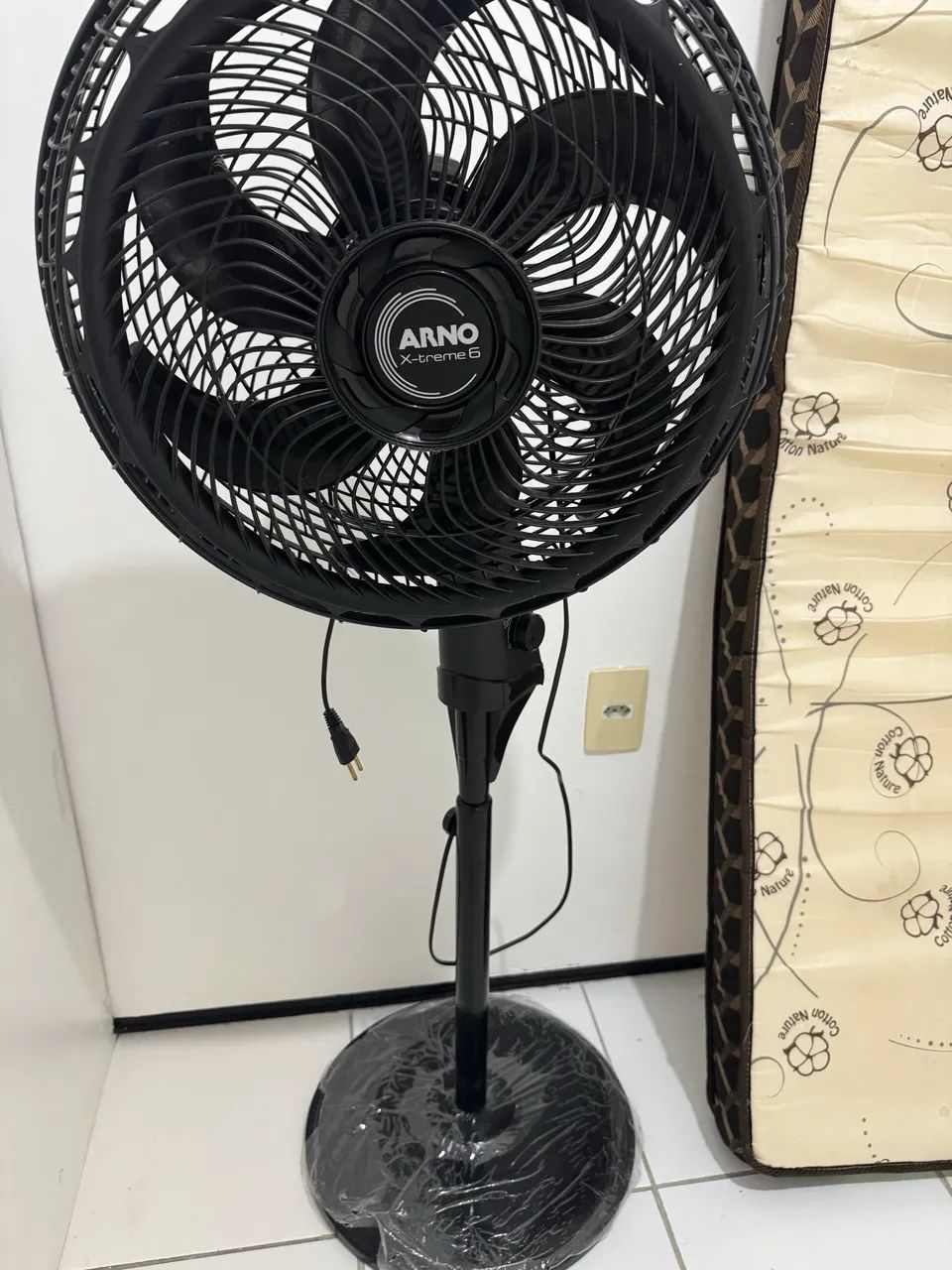 Vendo ventilador coluna Arno e colchão solteiro  - Foto 3