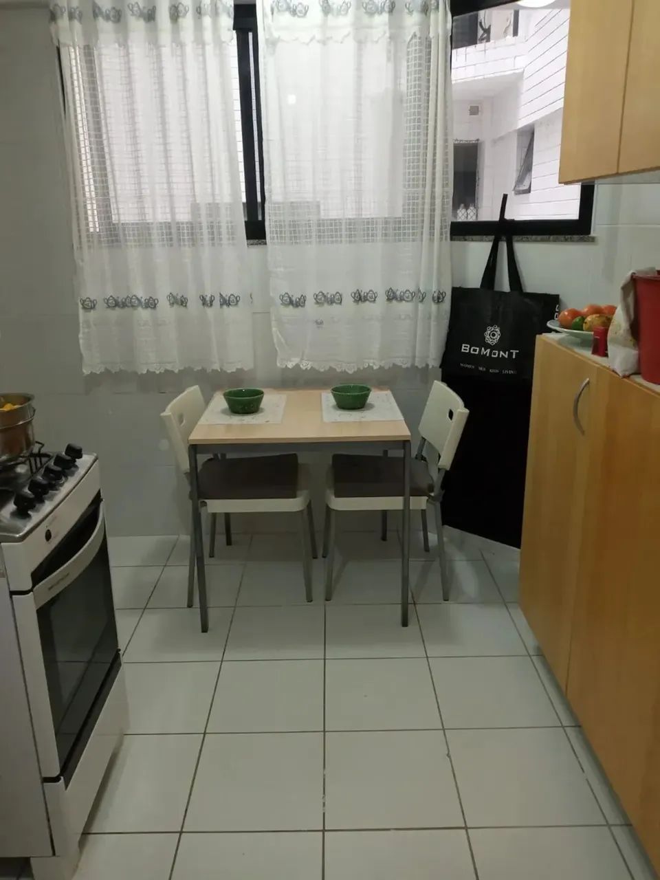 Excelente 2_4 totais semi mobiliado!!! - Foto 6