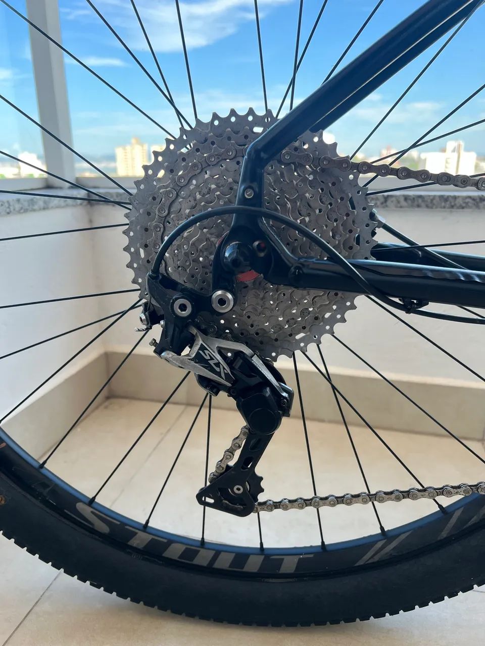 Bicicleta Specialized Rockhopper  - Foto 2