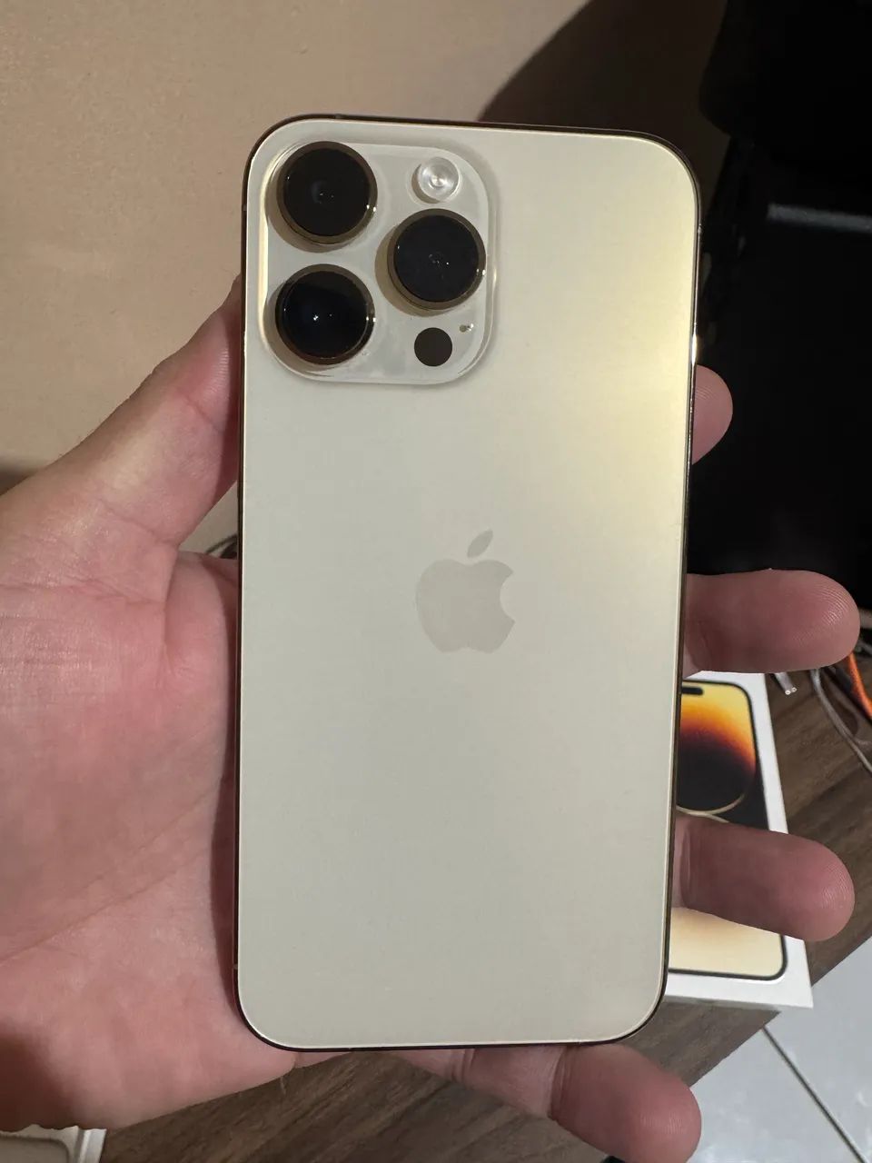 Iphone 14 pro max gold NF - Foto 2
