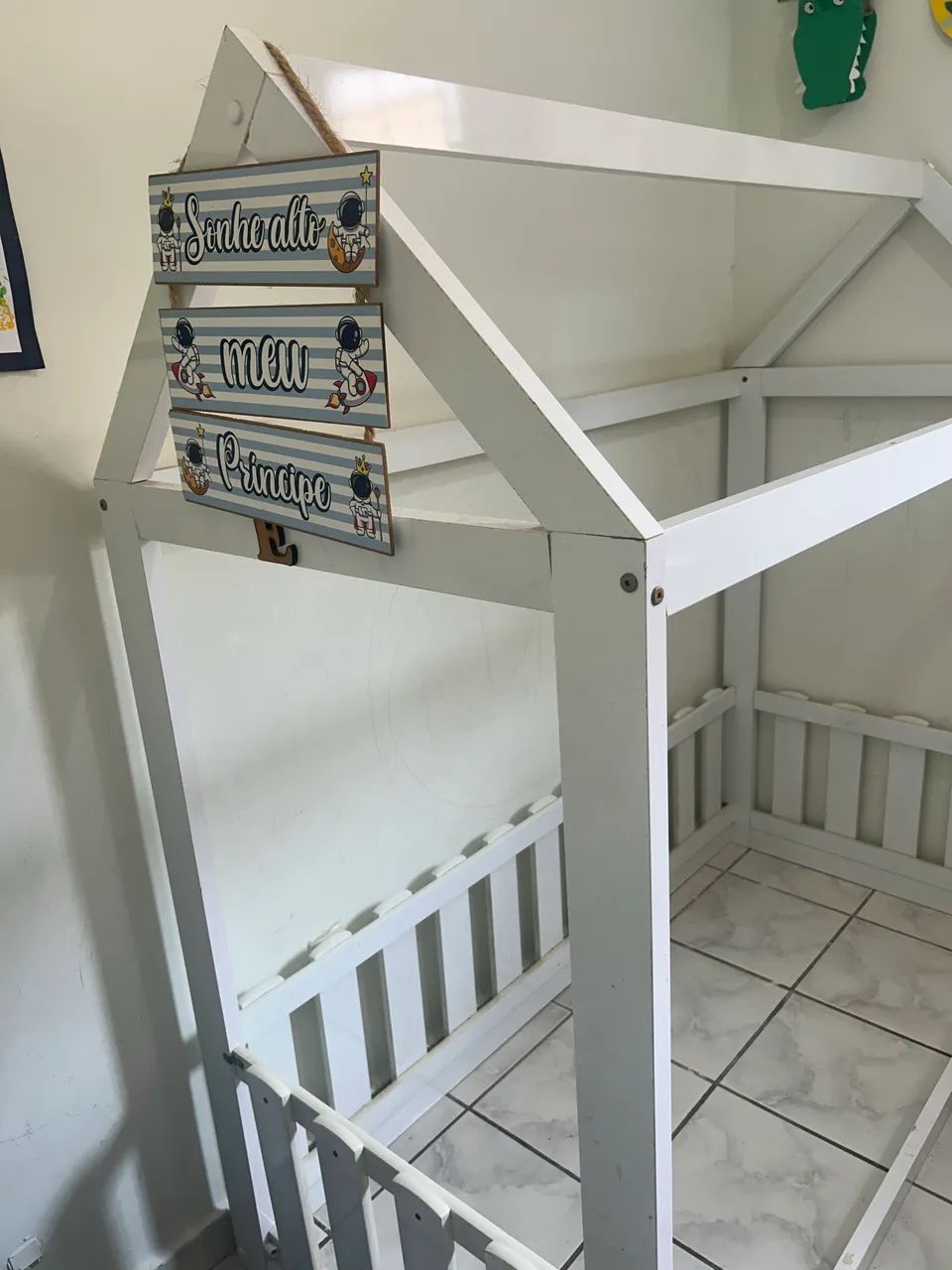 Cama Montessoriana Casinha - Estrutura em ótimo estado! - Foto 2
