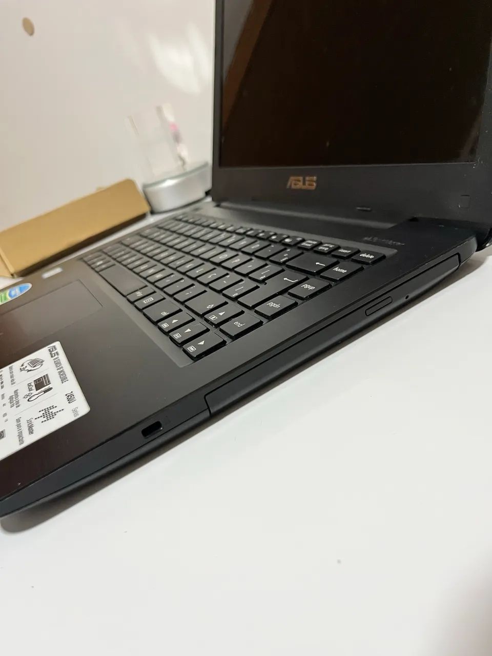 Vendo notebook Asus