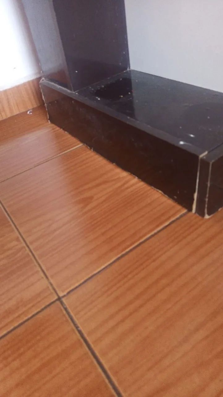 vendo TV 43 polegadas e um armário  - Foto 3