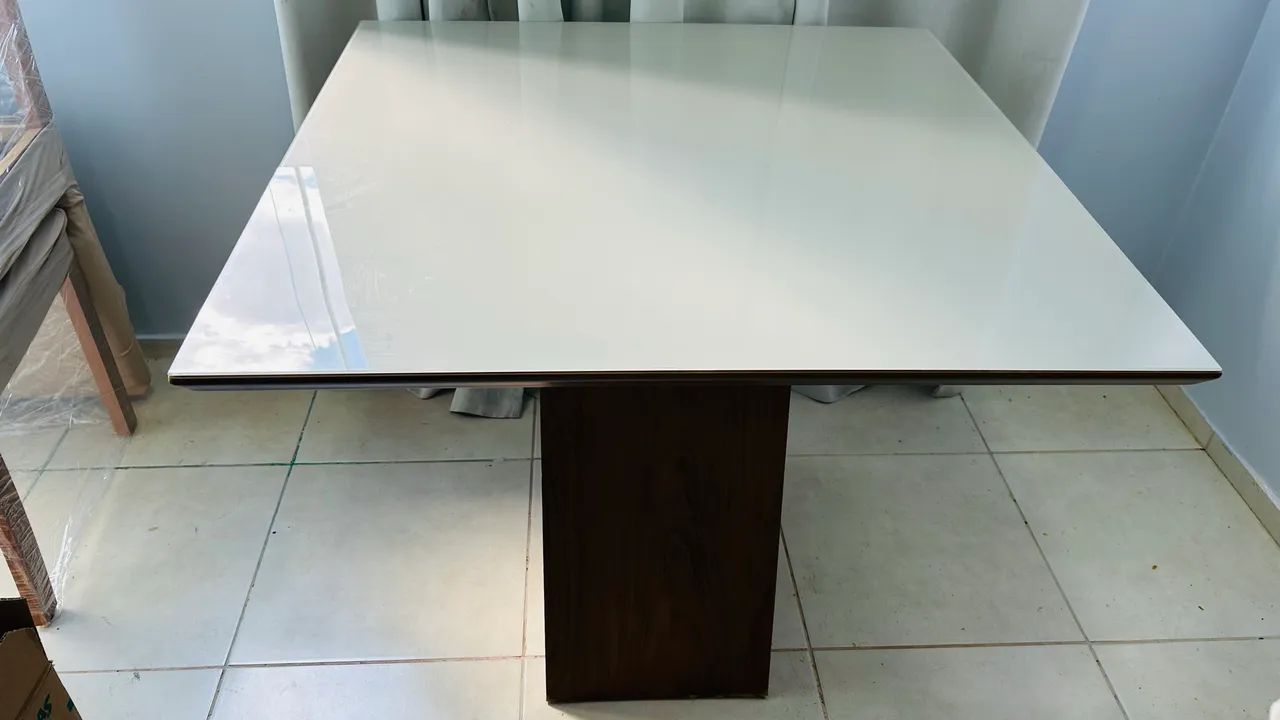 Mesa 4 lugares com tampo de vidro - Foto 2