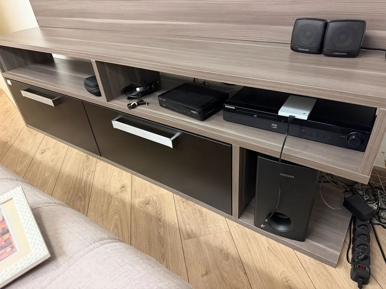 rack de mdf com duas gavetas - Foto 4