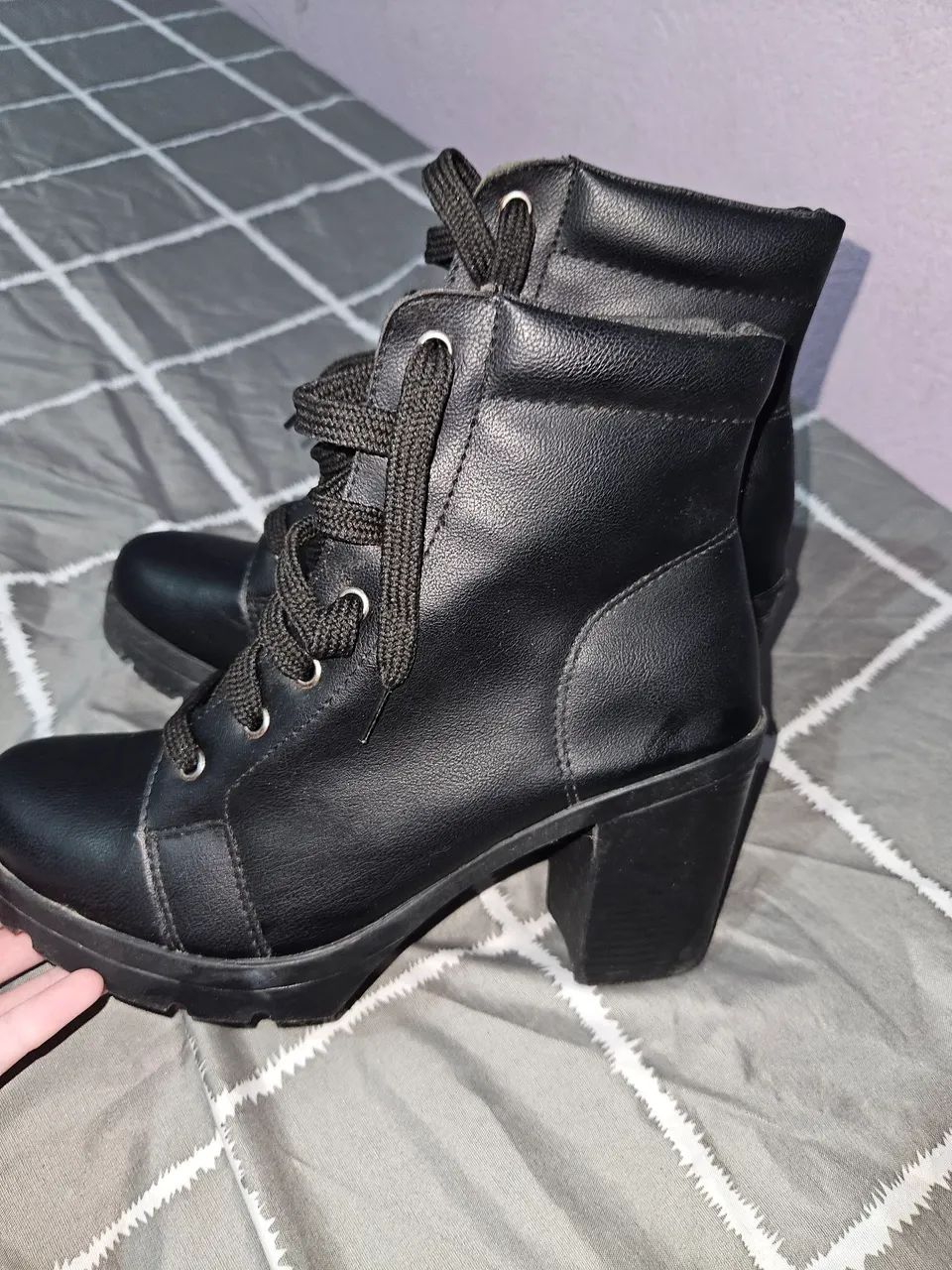 Coturno preto feminino  - Foto 2