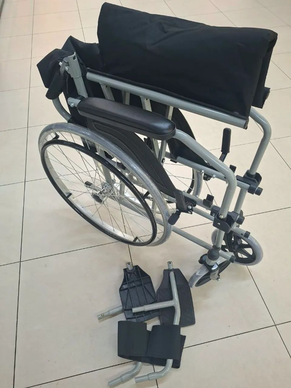 Cadeira de rodas até 120kg - Foto 4