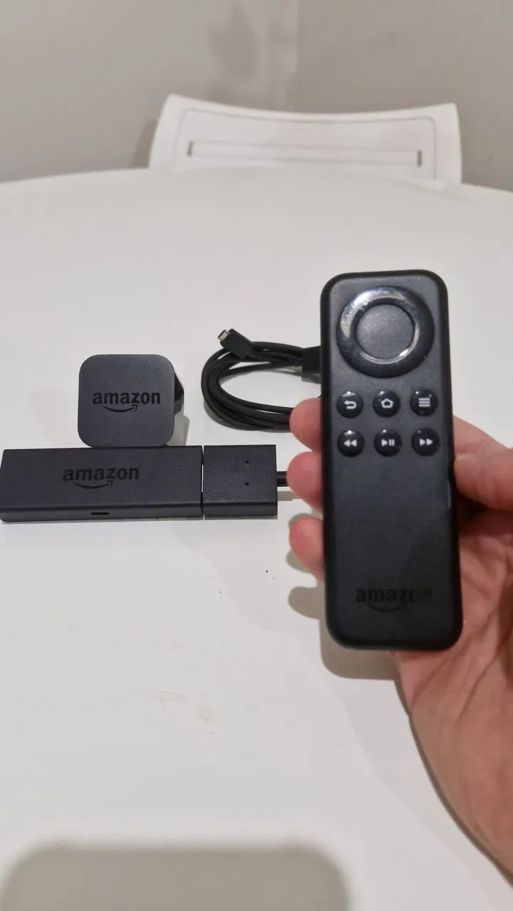 Amazon Fire TV Stick Full HD em Bom Estado - Foto 2