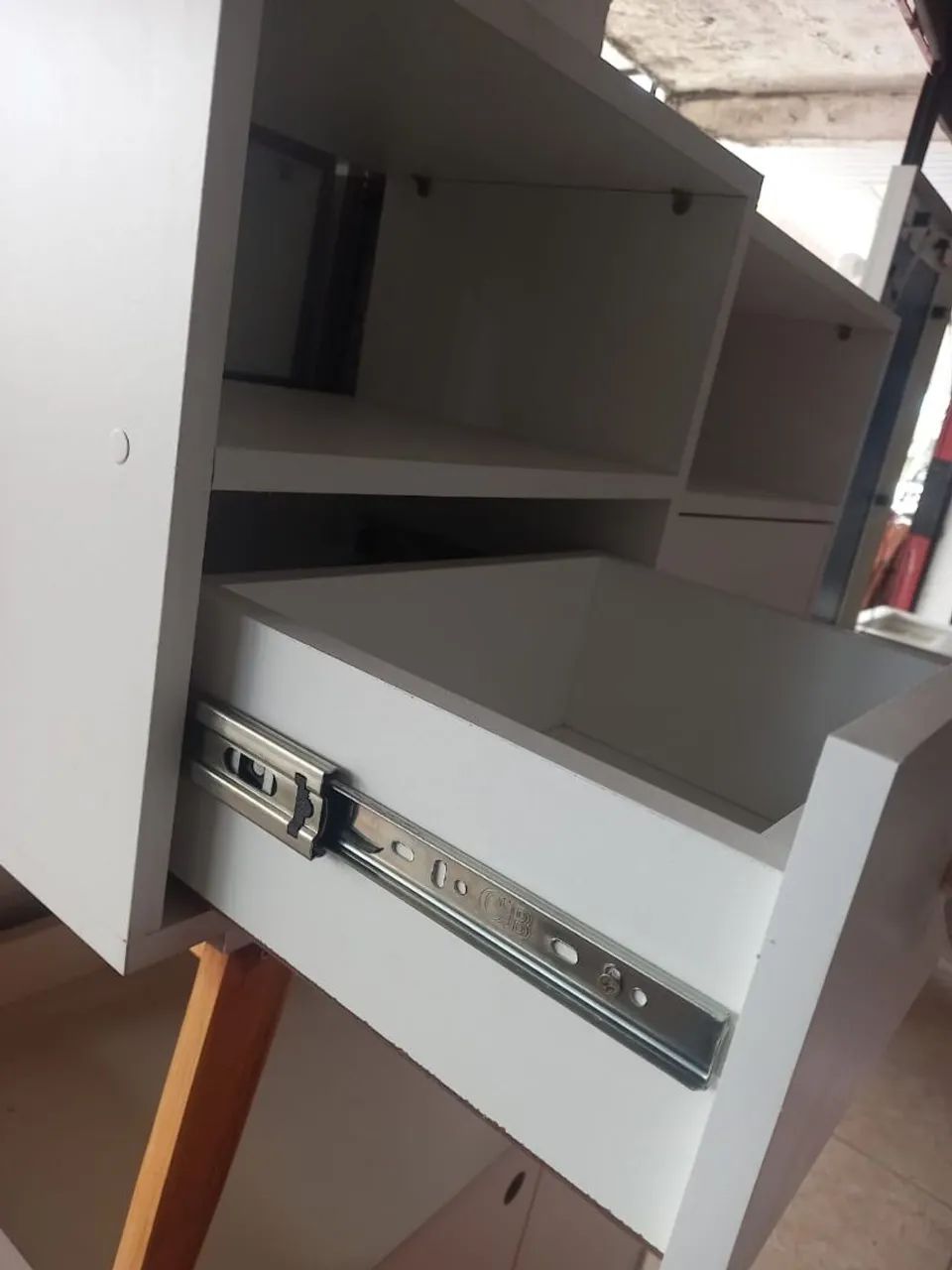 MESA DE CABECEIRA RETRÔ 100% MDF - Foto 3
