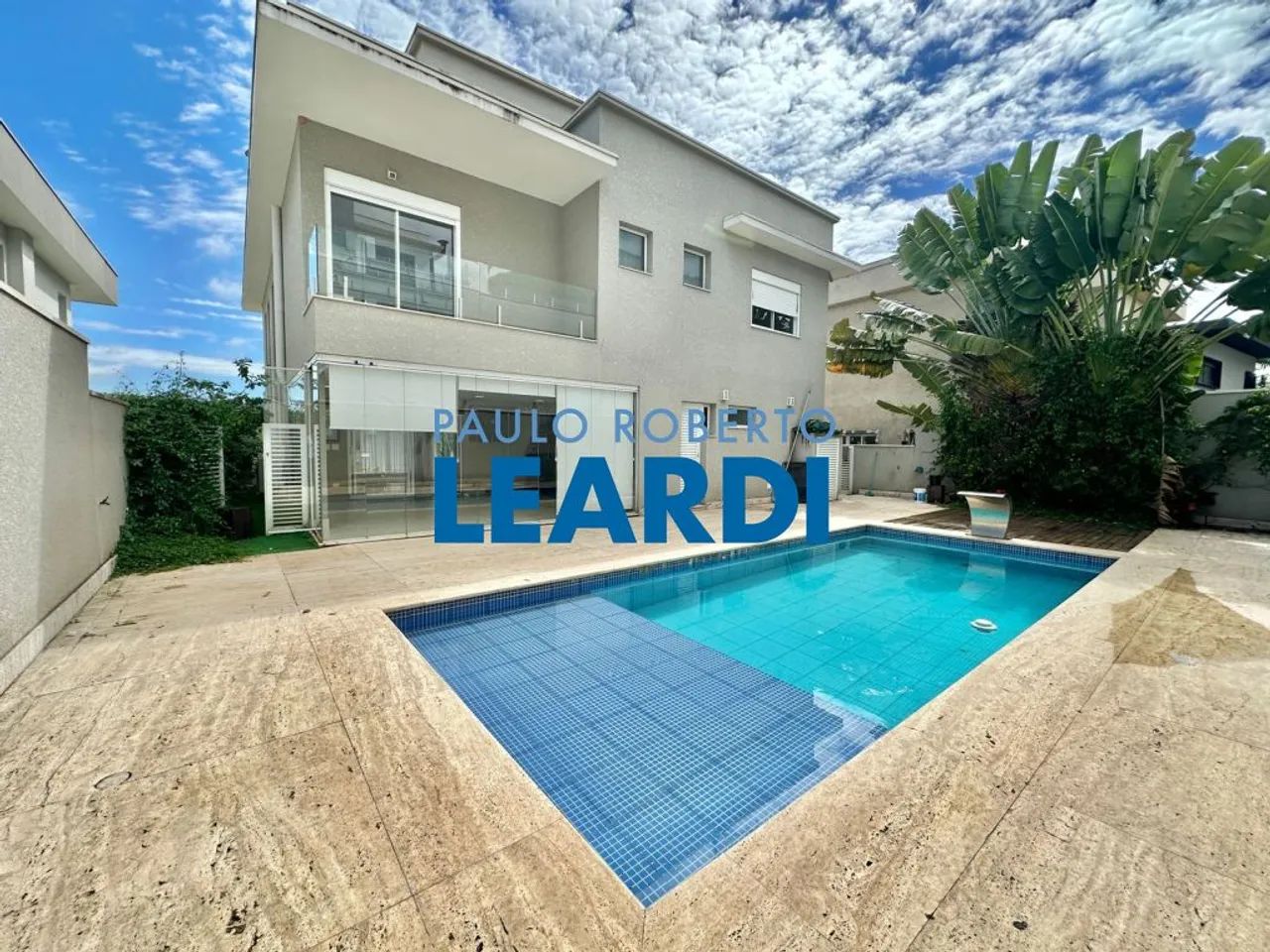 CASA EM CONDOMÍNIO - ALPHAVILLE - SP
