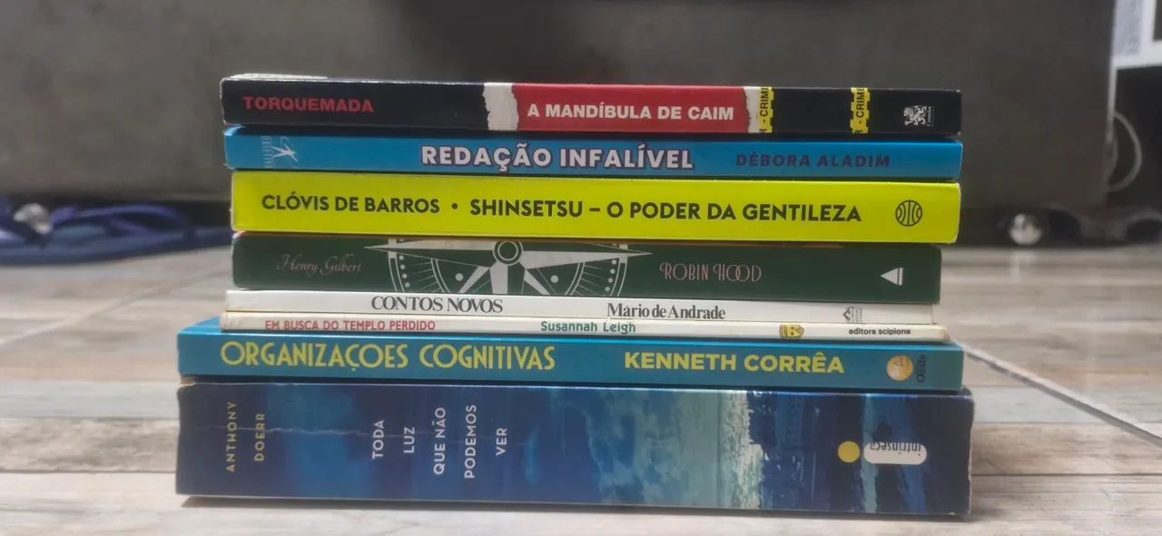 Livros variados  - Foto 2