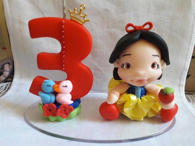 Topinho de bolo Branca de Neve
