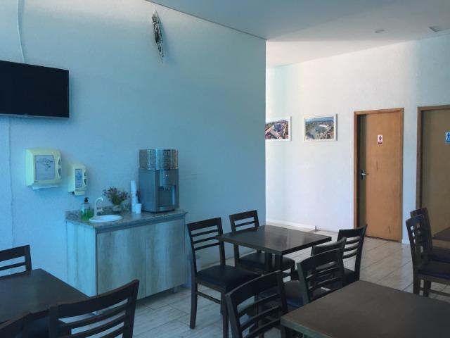 Hotel em funcionamento localizado de frente para rodovia á 80 m da praia de Ubatuba - Foto 6
