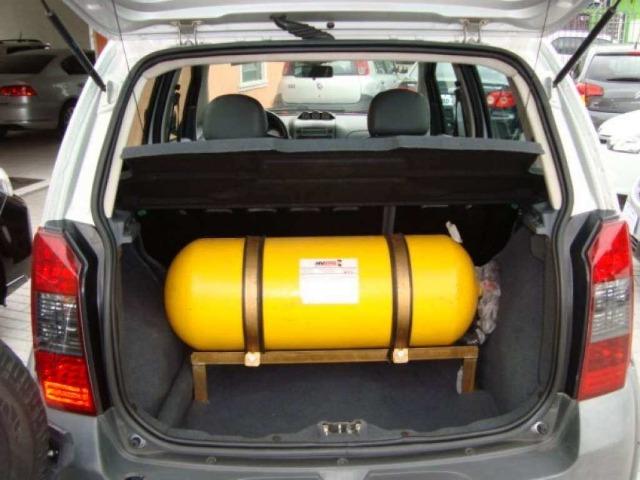 Fiat Idea 1.8 MPI Adventure Locker 4P 2010 - Foto 8
