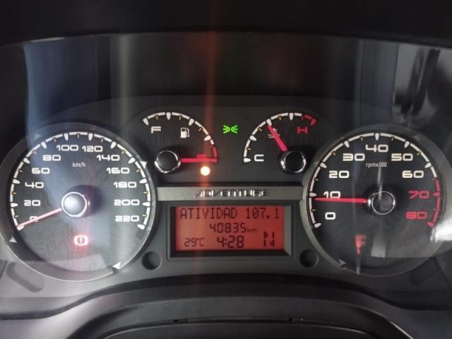 FIAT STRADA 1.8 MPI ADVENTURE CD 16V 2015 - Foto 5