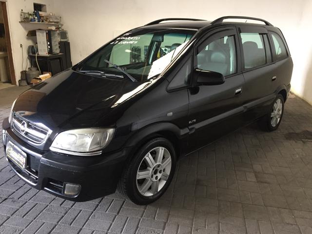 Zafira 2005 7 lugares ELITE p vender essa semana 20900 preço de Fipe 23500 - Foto 3