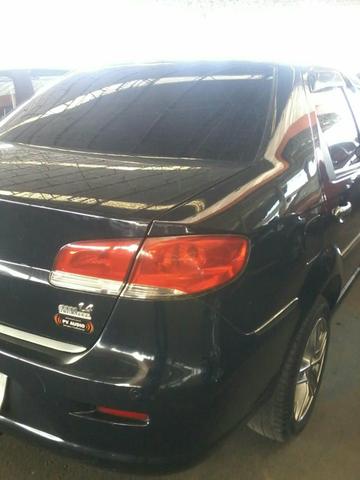 Vendo ou troco por carro mais novo - Foto 2