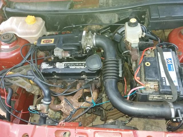 Vendo fiesta 98 ou troco numa shineray fenix gold - Foto 4
