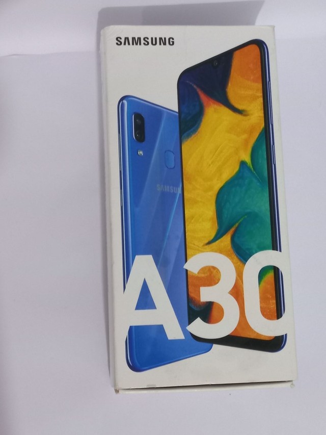 Samsung A30 usado