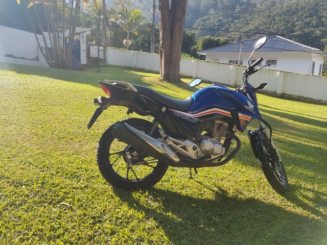 VENDO MOTO HONDA TITAN 160