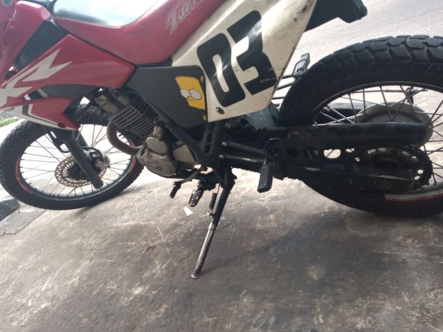 VENDA TORNADO 2003 BEM CONSERVADA 8.000 EM DIAS