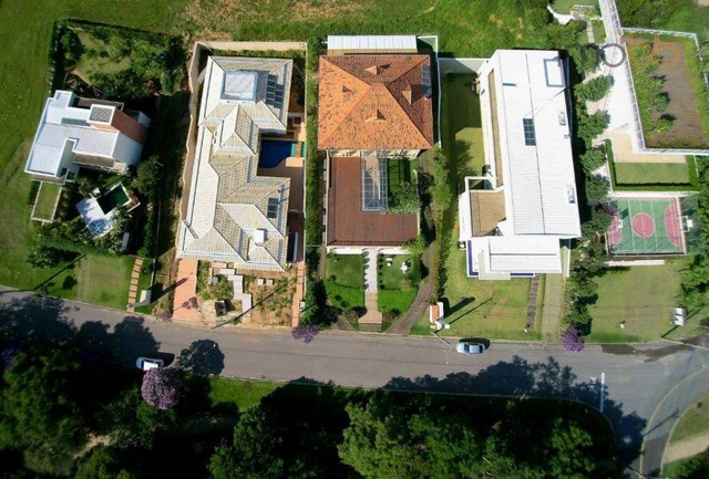 Excelente casa com 5 dormitórios à venda, 440 m² por R$ 4.000.000 - Condomínio Jardim Plaz - Foto 3