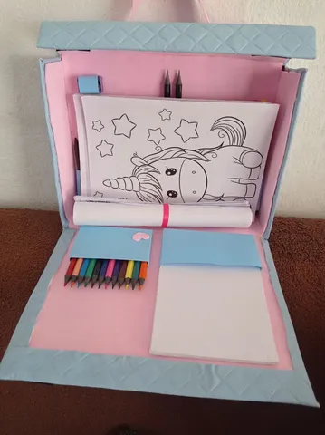 Kit Infantil Colorir Box c/12 Lápis Peppa Pig