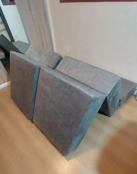 Sofá cama dobrável 3 em 1 medidas 1,90 x 1,40 x 0,20 (sem uso) - Foto 2