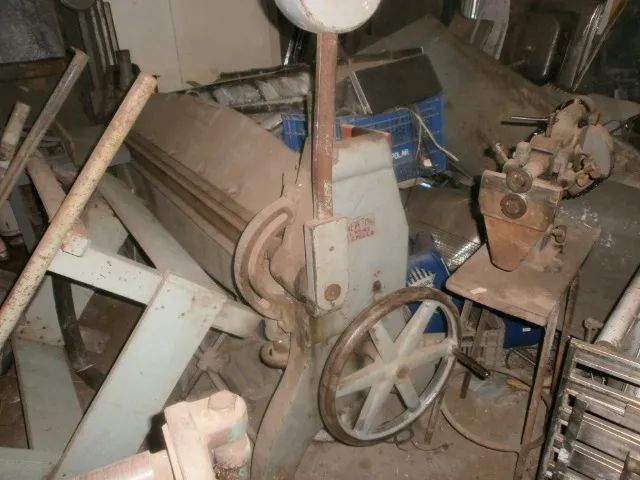 viradeira /dobradeira industrial para funilaria- dobra chapa de 2 mt