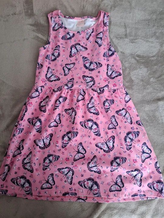 Vestido Infantil Menina com Estampa de Borboletas