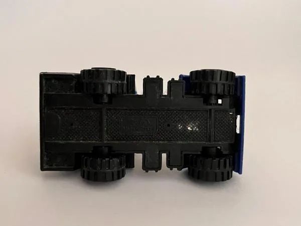 Miniatura Caminhão Pevi Azul - Foto 5