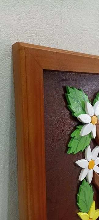 Quadro em madeira com flores e pássaro - Foto 3