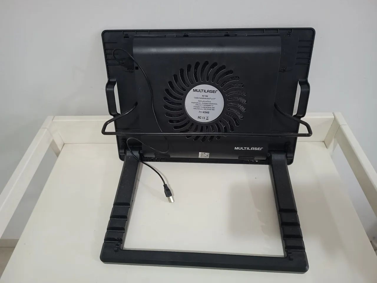Base Cooler Vertical para Notebook Preto Multilaser - Foto 2