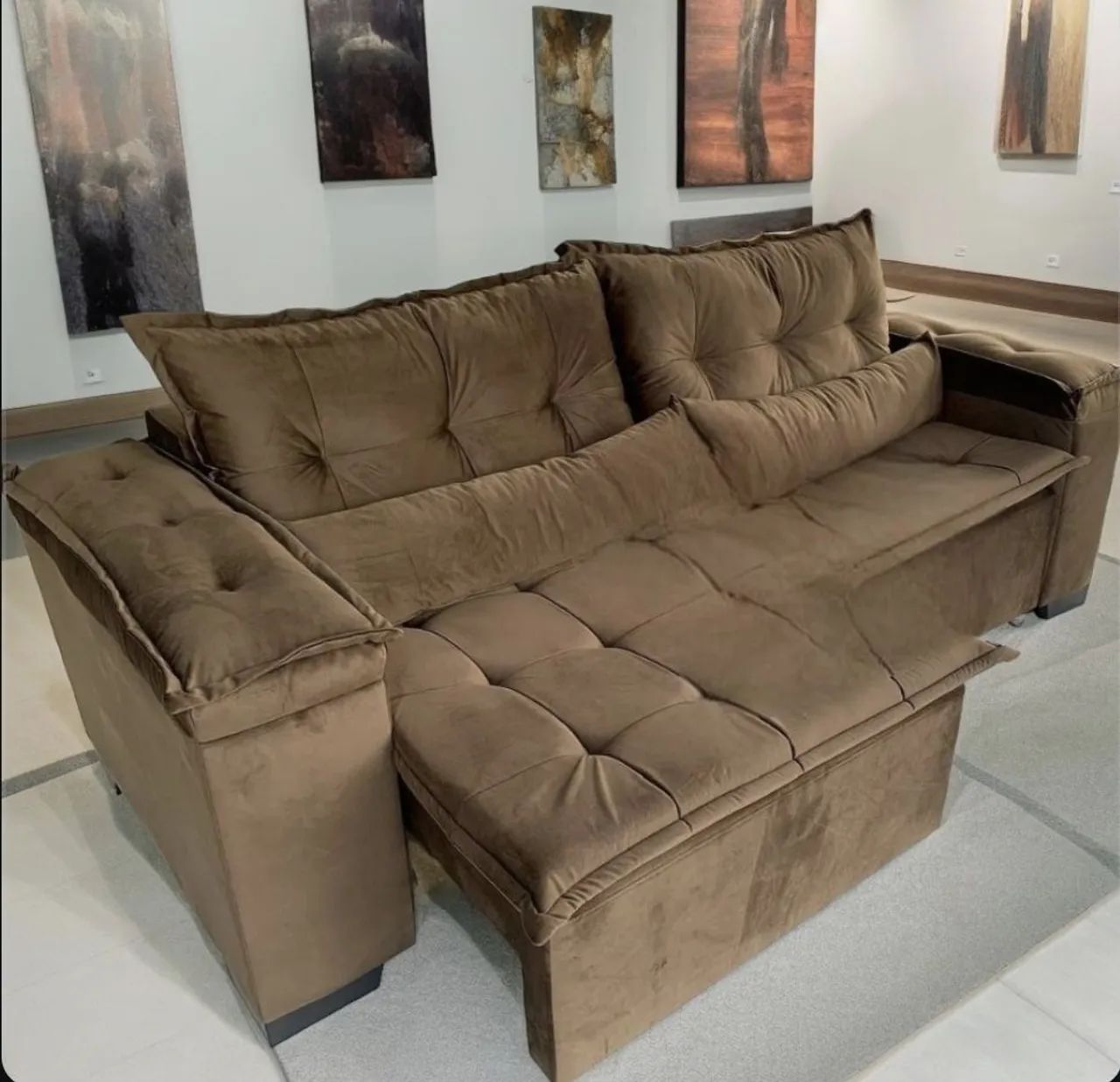 Sofa retratil em sued veludo marrom 