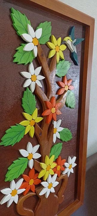 Quadro em madeira com flores e pássaro - Foto 2