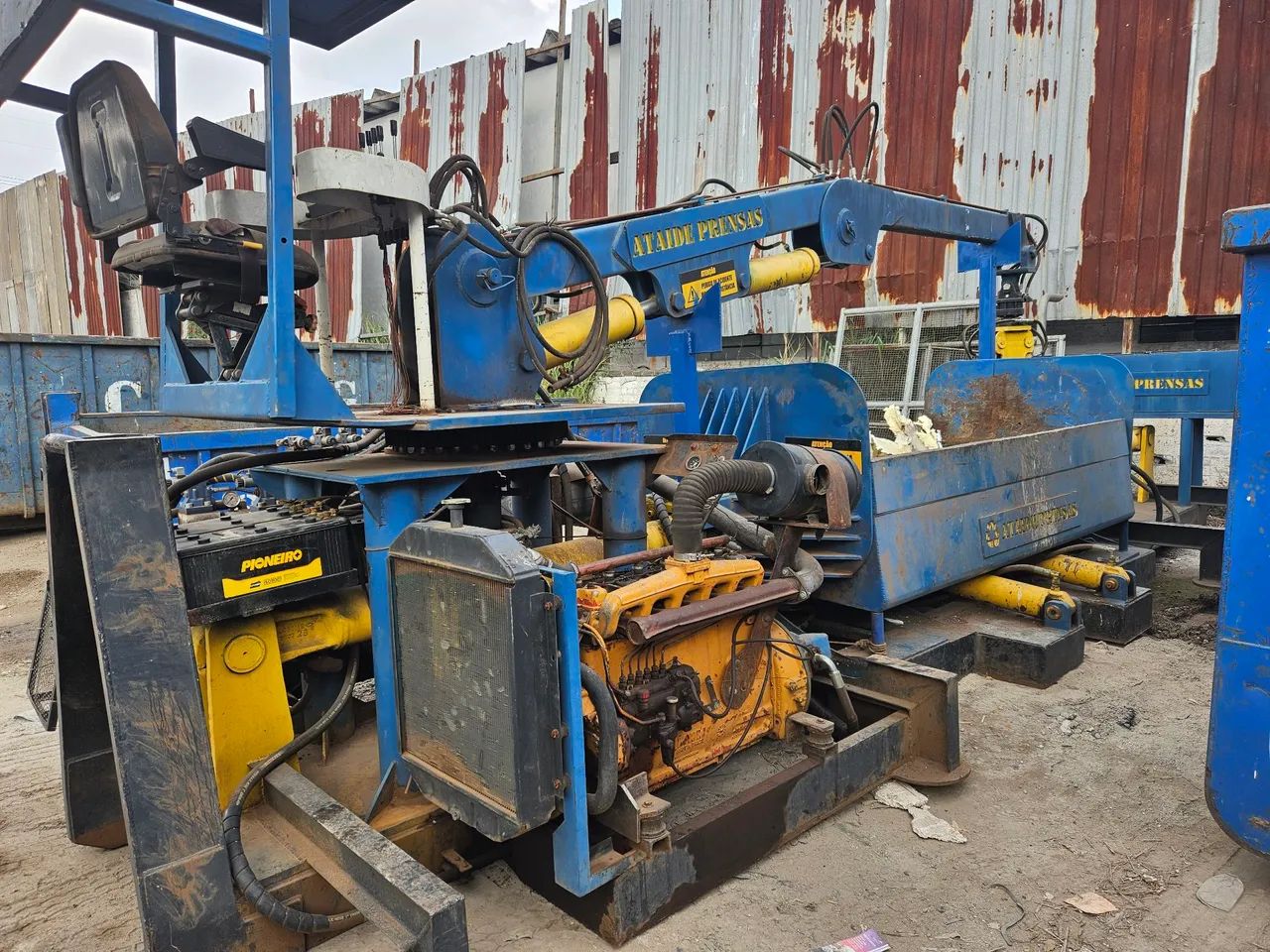 Prensa sucateira móvel 30x30 compactador sucata - Foto 2