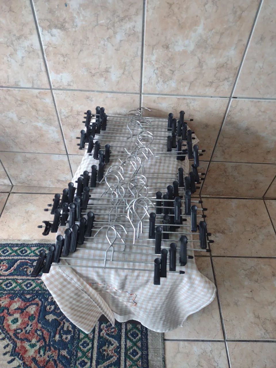 Cabide de Ferro de Pressão 