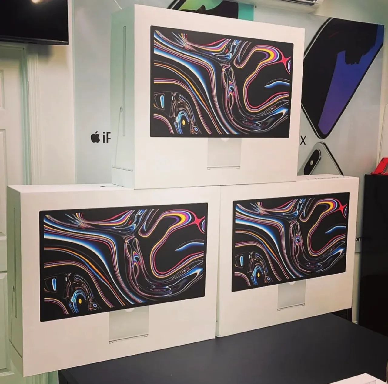 Studio Display 2764296992189825120